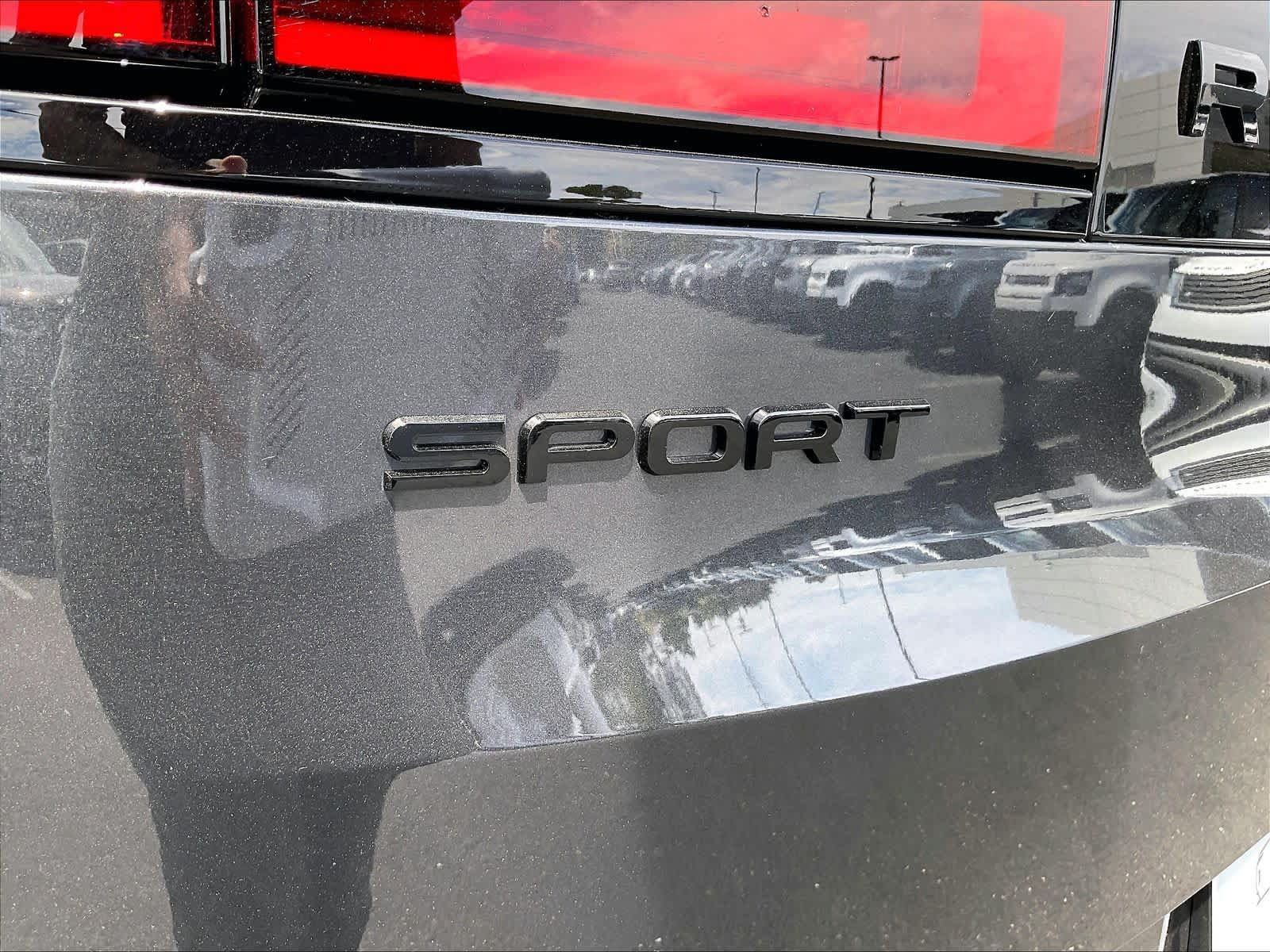 New 2026 Land Rover Range Rover Sport Dynamic SE AWD/4WD image 26