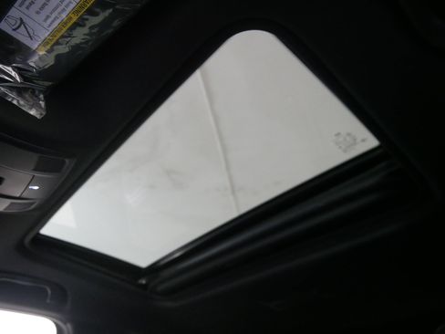 New 2025 MAZDA CX-5 Signature image 8