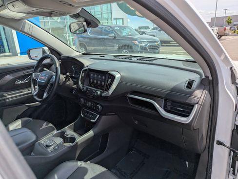 Certified 2024 GMC Terrain SLT AWD/4WD image 41