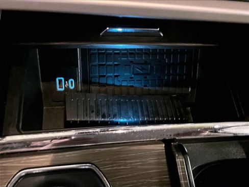 Used 2024 Ford Expedition Max Limited image 27