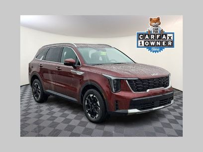 Used 2025 Kia Sorento S