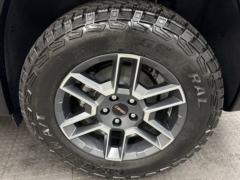 New 2026 GMC Terrain AT4 w/ LPO, Black Badging Package image 11