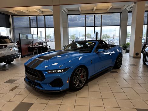 New 2026 Ford Mustang GT Premium w/ GT Performance Package RWD image 12