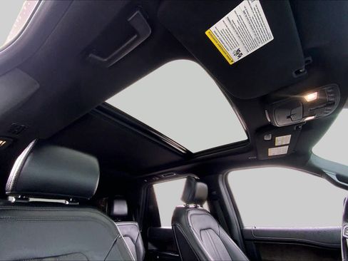 Used 2019 Ford Expedition Limited w/ Equipment Group 302A RWD image 14