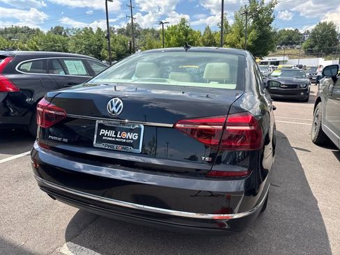 Used 2018 Volkswagen Passat 2.0T SE image 11