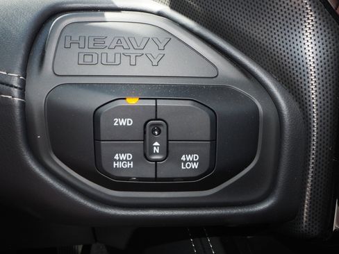 New 2025 RAM 2500 Limited image 28