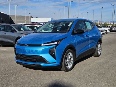 New 2027 Chevrolet Bolt LT w/ Comfort Package image 9