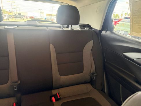 Used 2025 Chevrolet TrailBlazer LT FWD image 35