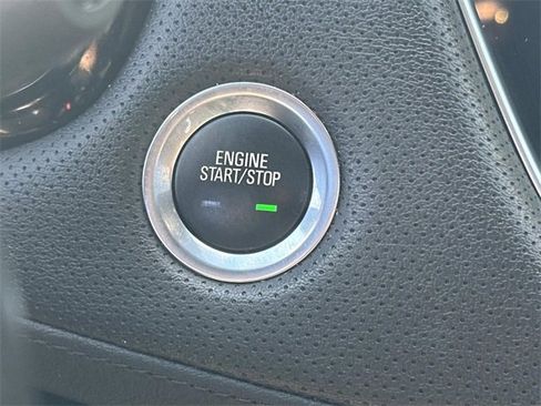 Certified 2021 Cadillac XT5 Premium Luxury image 24