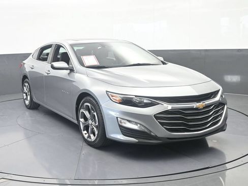 Used 2024 Chevrolet Malibu LT FWD image 9