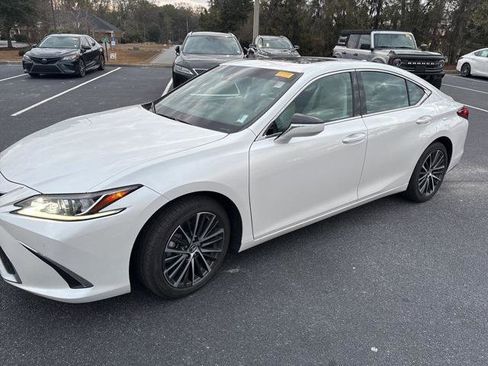 Certified 2025 Lexus ES 350 w/ Premium Package image 2