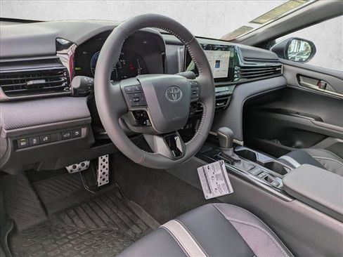 New 2026 Toyota Camry SE FWD image 3