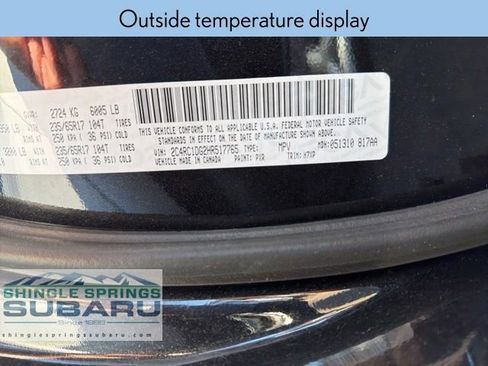 Used 2022 Chrysler Pacifica Touring-L image 41