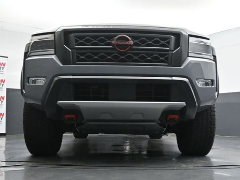 Used 2023 Nissan Frontier PRO-4X w/ Technology Package image 19