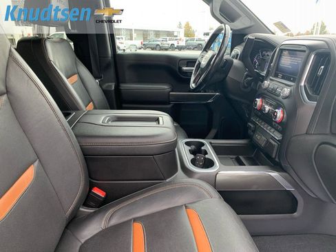 Used 2021 GMC Sierra 1500 AT4 image 17