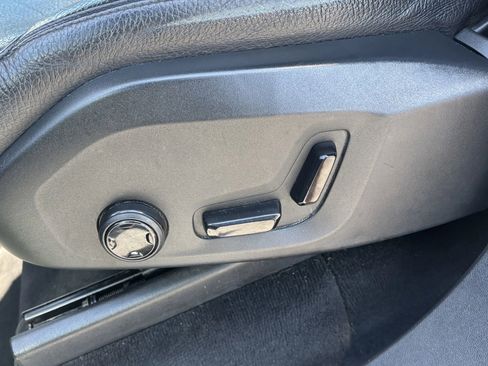 Used 2016 Volvo XC90 T6 Momentum image 15