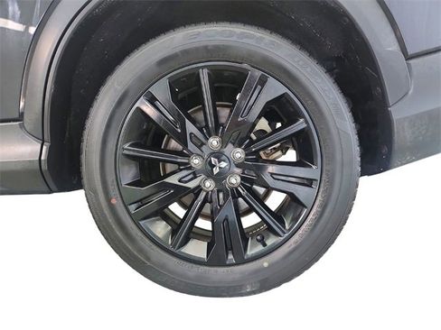 Used 2023 Mitsubishi Eclipse Cross LE image 31