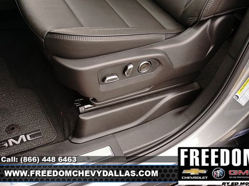 New 2026 GMC Yukon Denali w/ Denali Reserve Package image 36