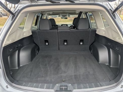 Used 2019 Subaru Forester Premium image 16