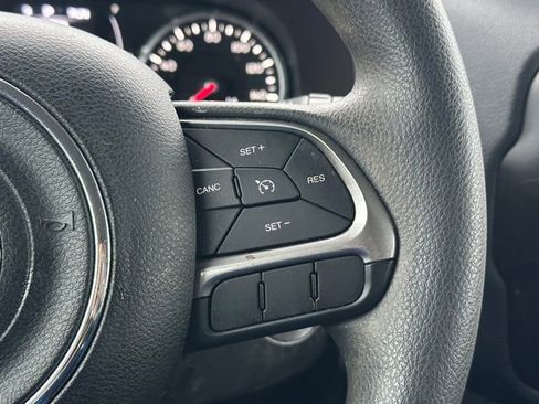 Used 2022 Jeep Renegade Sport AWD/4WD image 39