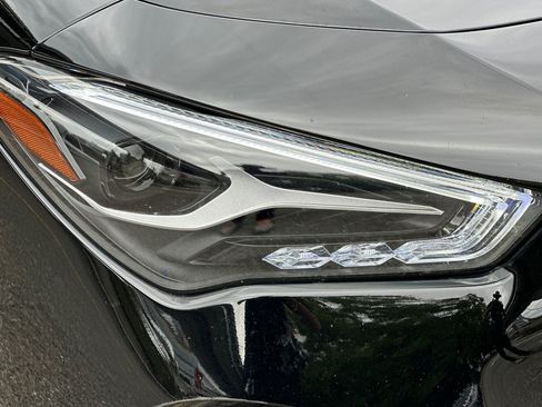Certified 2025 Mercedes-Benz CLA 250 4MATIC image 11