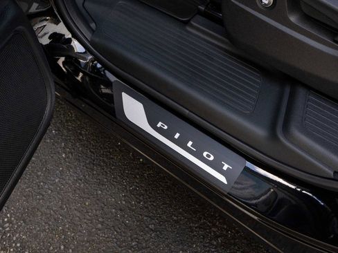 New 2025 Honda Pilot EX-L image 37