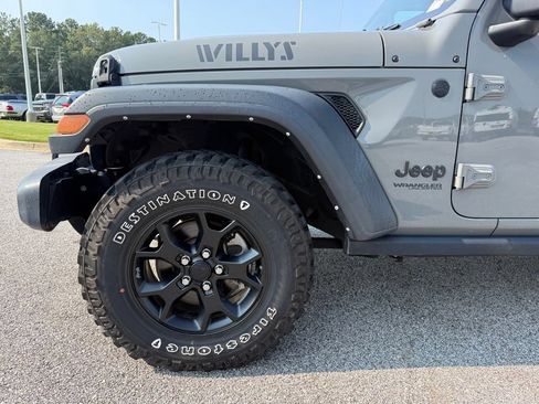 Used 2021 Jeep Wrangler Unlimited Sport AWD/4WD image 23