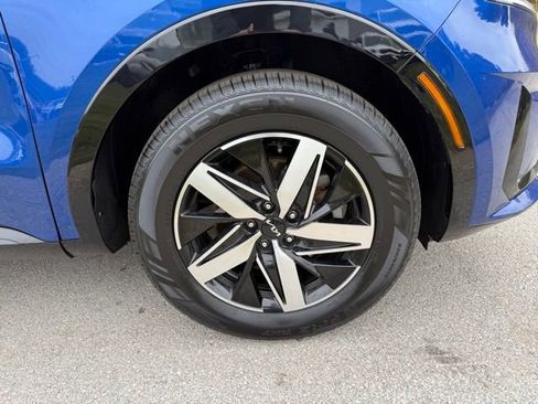 Certified 2022 Kia Sorento S image 19