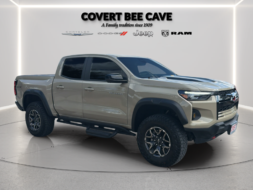 Used 2024 Chevrolet Colorado ZR2 w/ ZR2 Convenience Package III AWD/4WD image 1