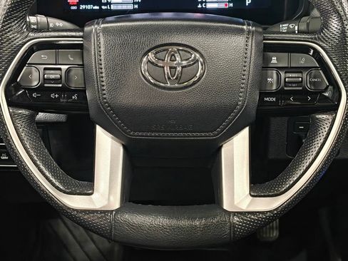 Used 2024 Toyota Tundra Limited image 5