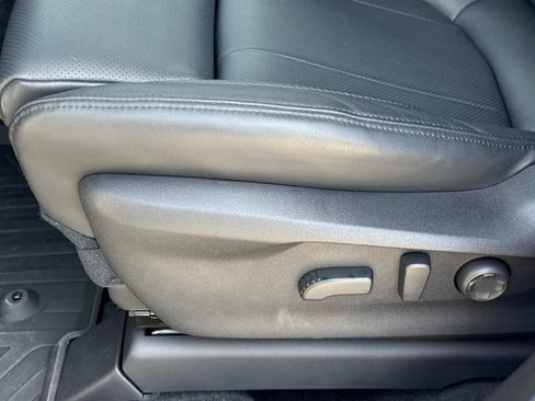 Used 2026 Subaru Ascent Touring AWD/4WD image 22