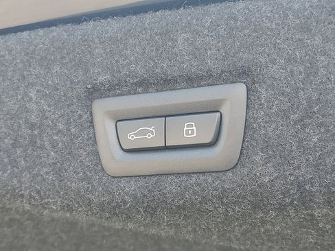 New 2026 BMW 540i xDrive w/ M Sport Package image 26