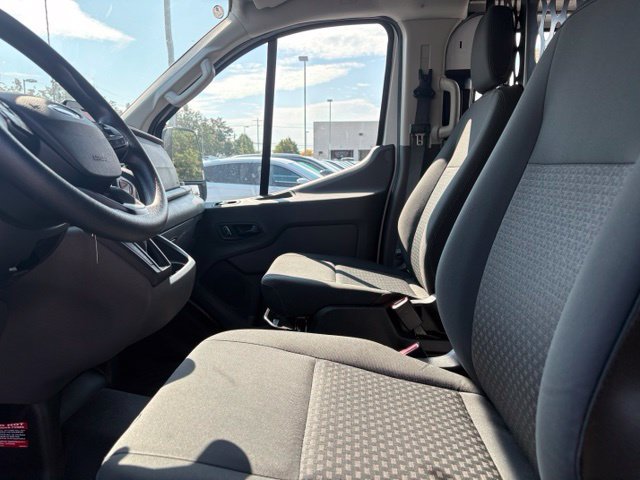 Used 2025 Ford Transit 250 Low Roof w/ Exterior Upgrade Package RWD image 29