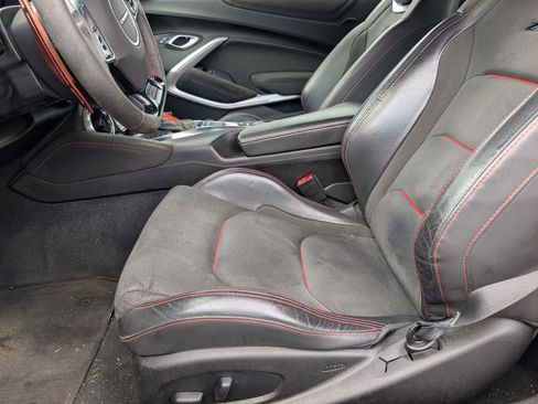 Used 2018 Chevrolet Camaro ZL1 image 7