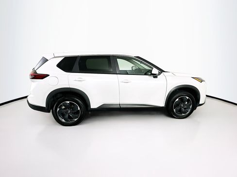 Used 2025 Nissan Rogue SV AWD/4WD image 10