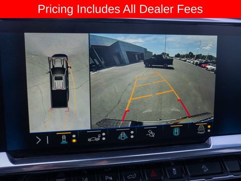 Used 2026 Chevrolet Silverado 2500 LTZ w/ LTZ Convenience Package AWD/4WD image 14
