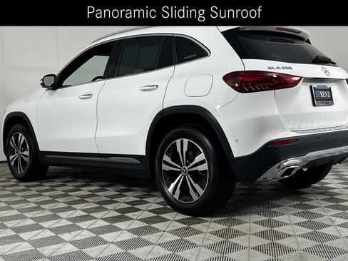 Certified 2026 Mercedes-Benz GLA 250 4MATIC image 8