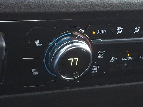 New 2026 GMC Sierra 1500 Elevation image 23