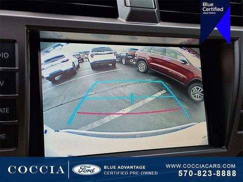 Used 2016 Lexus GX 460 image 19