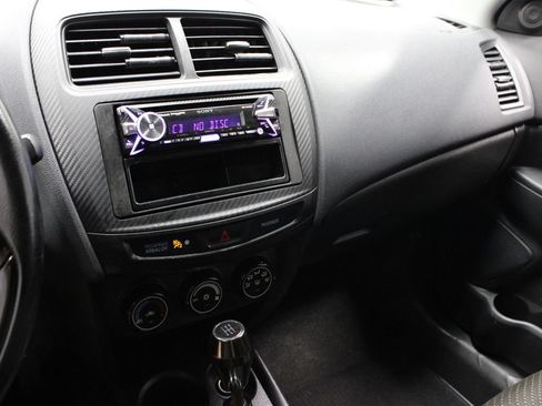 Used 2016 Mitsubishi Outlander Sport ES FWD image 28