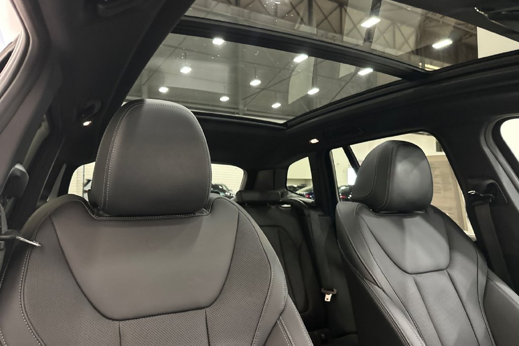 Certified 2024 BMW X3 xDrive30i w/ Convenience Package AWD/4WD image 19