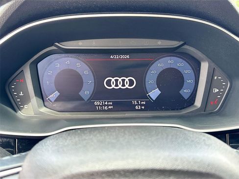 Used 2019 Audi Q3 2.0T Premium AWD/4WD image 32
