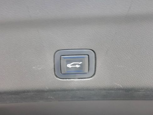 Used 2023 Chevrolet Tahoe RST AWD/4WD image 9