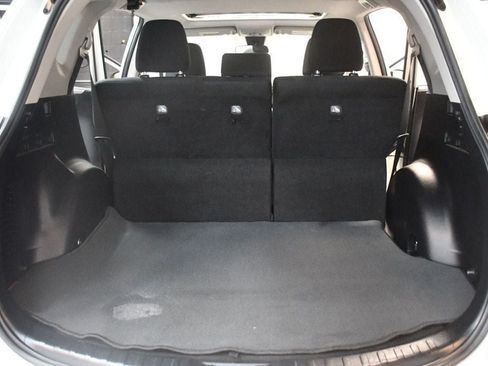 Used 2017 Toyota RAV4 XLE FWD image 63
