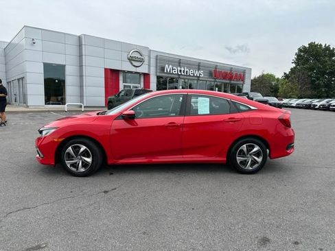 Used 2019 Honda Civic LX image 2
