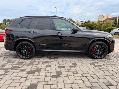 New 2026 BMW X5 xDrive40i w/ M Sport Package AWD/4WD image 8