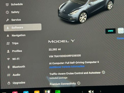 Used 2024 Tesla Model Y Long Range RWD image 19