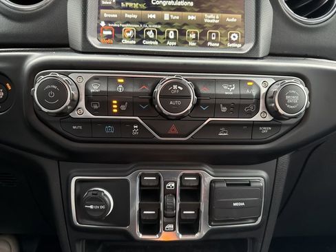 Used 2022 Jeep Wrangler Unlimited Sahara 4xe w/ Cold Weather Group image 27