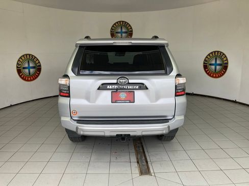 Used 2024 Toyota 4Runner TRD Off-Road AWD/4WD image 22