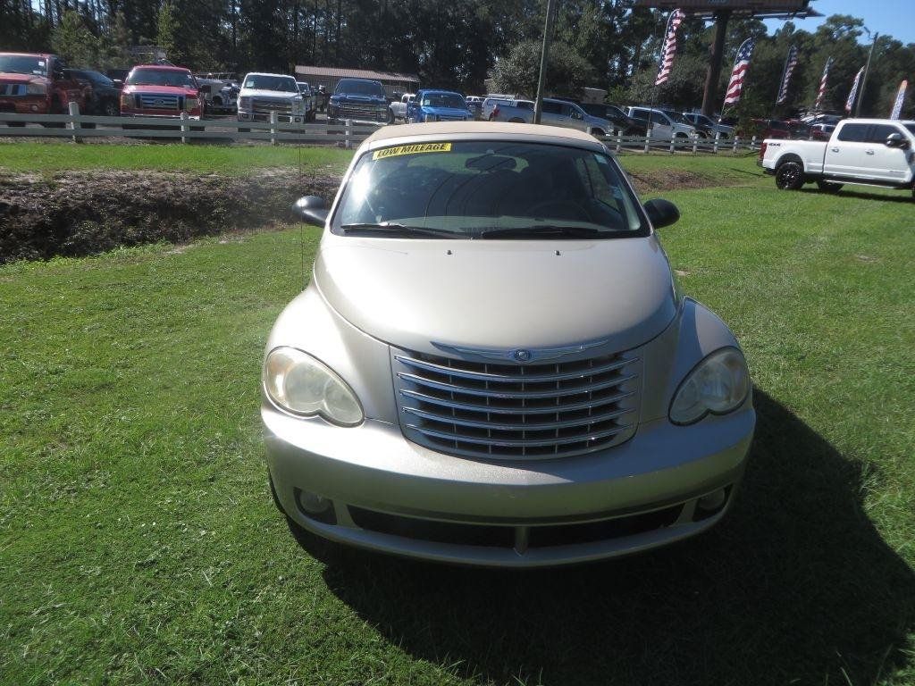 Used 2006 Chrysler PT Cruiser Touring FWD image 10